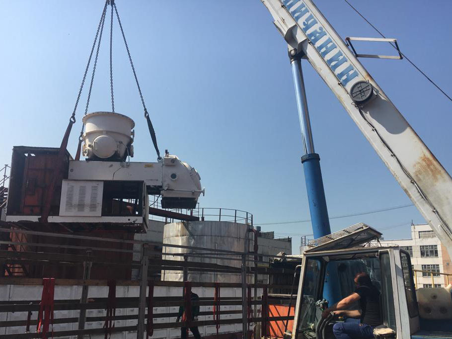 Установка промышленного оборудования